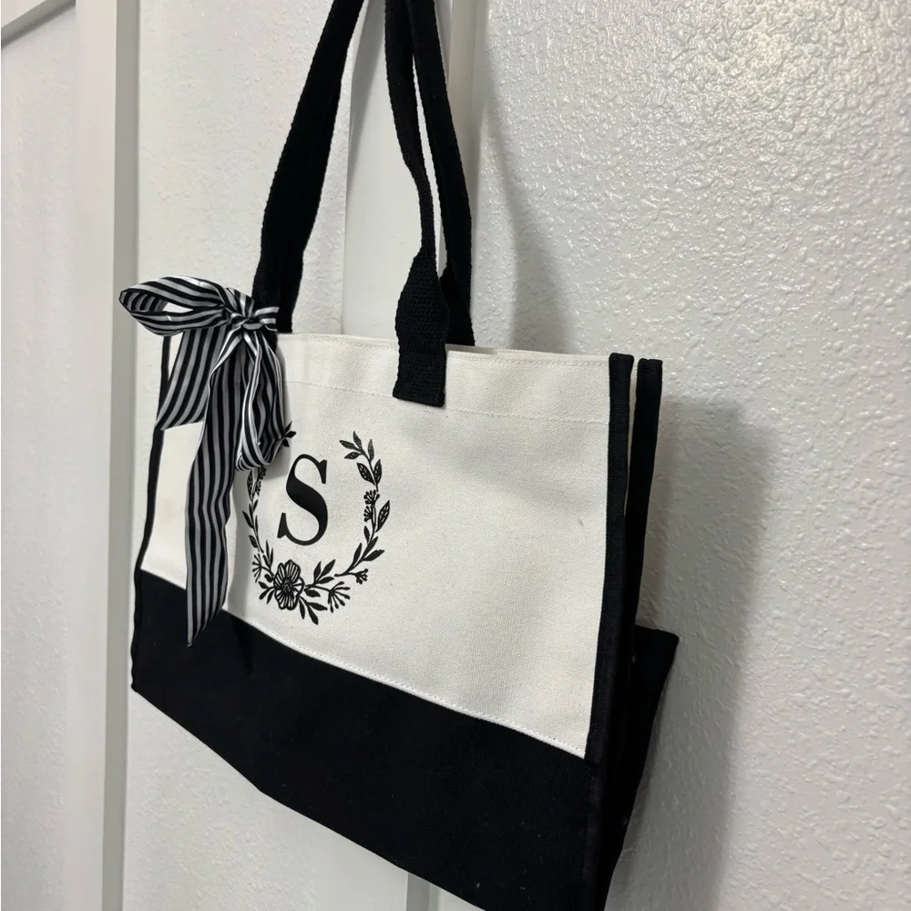NWOT Black and White Tote Bag with S Monogram